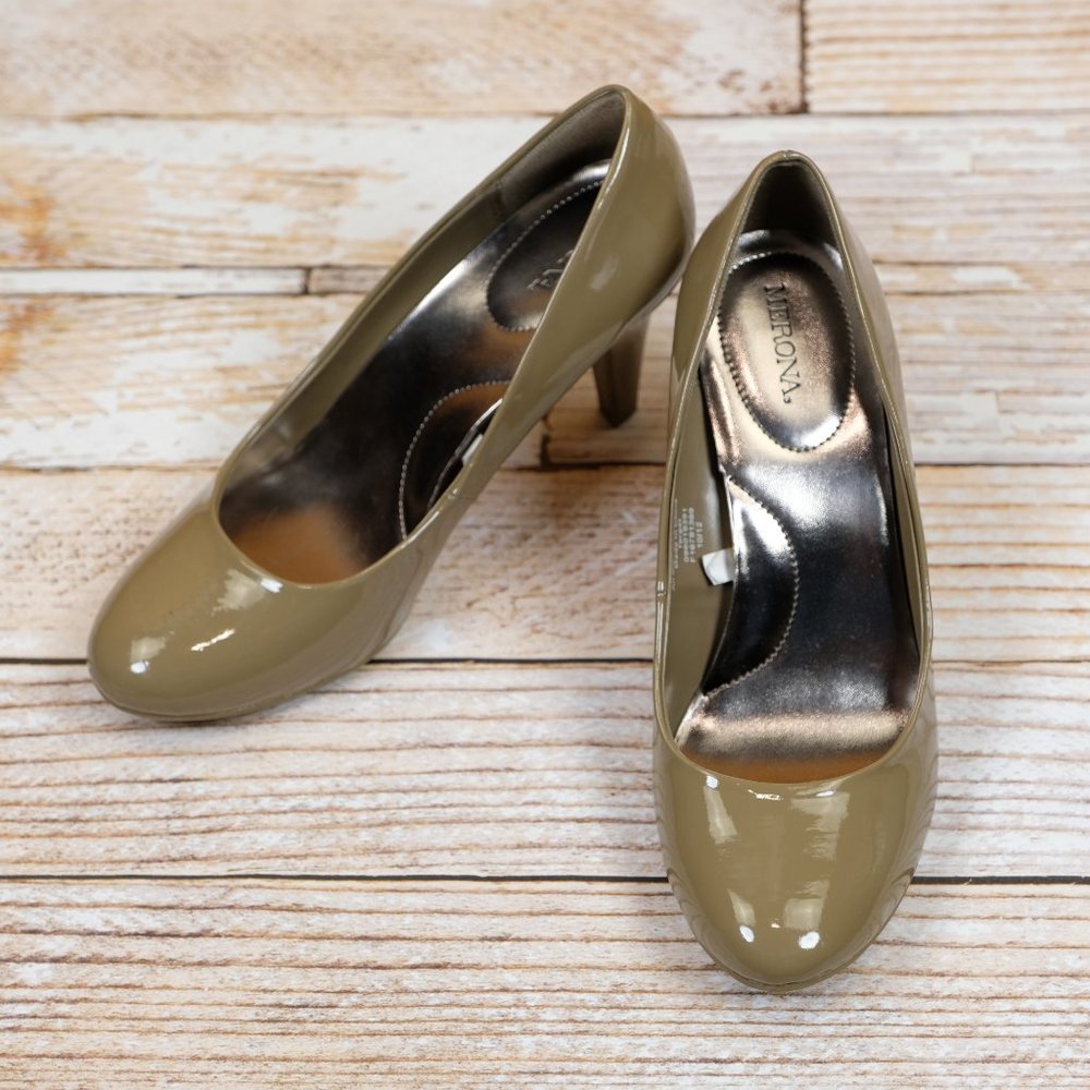 🖤SOLD🖤 Merona Women's 3-Inch Patent Leather Glossy Heels
